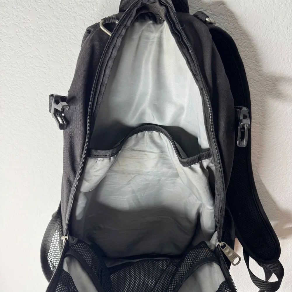 Obersee Rio Backpack with Detachable Cooler Black Green